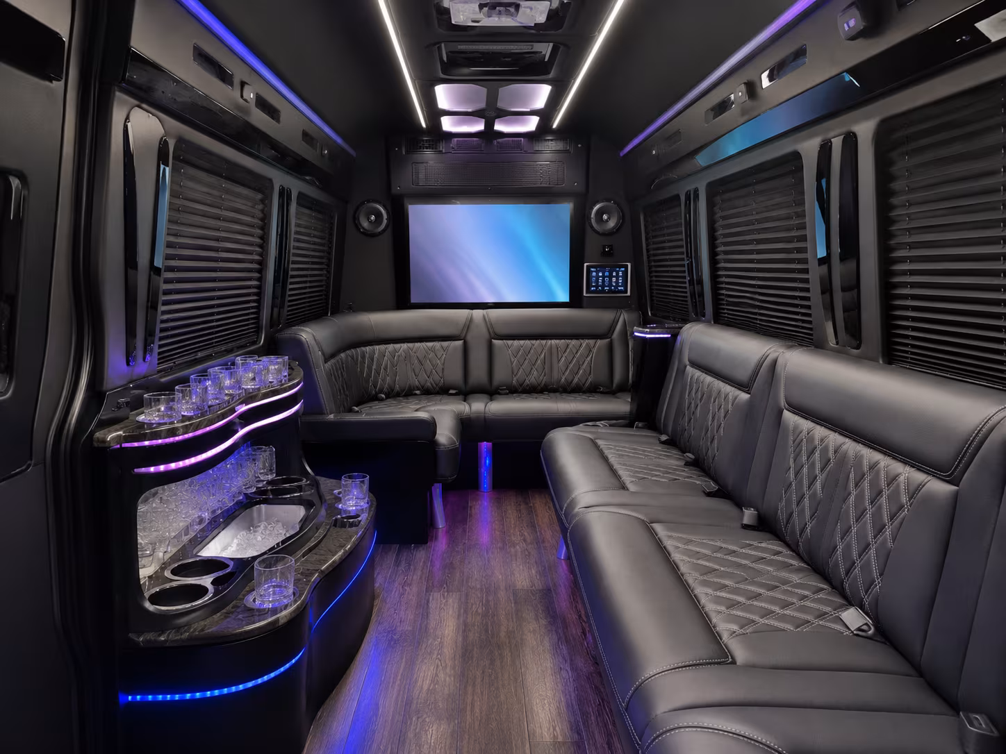 bus rental options for suffolk trips